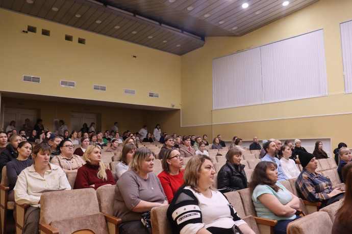 Родительское собрание в медицинском колледже: Путь к будущей профессии через целевое обучение 2