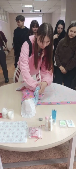 Областной медицинский колледж на профориентационном мероприятии "Поступаем в колледж. Новое в правилах приема" 2